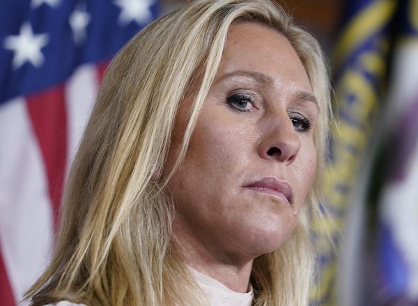 마조리 테일러 그린 하원의원이 지난 7일(현지시간) 워싱턴 캐피톨에서 열린 컬럼비아 특별구(District of Columbia) 교도소에 수감된 사람들의 처우에 대해 듣고 있다. /AP=연합