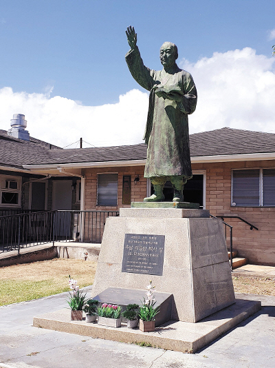 하와이 한인기독교회 마당에 있는 이승만 동상.