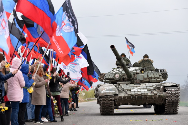 마리우폴 전투 마치고 개선하는 러시아 체첸군. /타스=연합