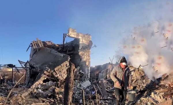 심각한 피해를 입은 우크라이나 돈바스 지역. /밀알복지재단 제공