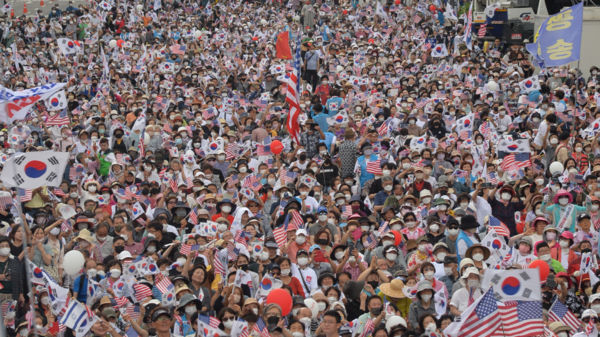 8월 15일 오후 광화문 이승만광장에서 진행된 ‘자유통일 1000만 8·15 국민대회’에 참석한 시민들의 모습. /김석구 기자