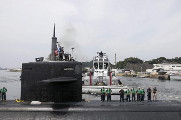 미국의 로스앤젤레스(LA)급 공격형 핵주진잠수함인 키웨스트(SSN-722)가 지난 8월 15일 미 7함대의 모항인 일본 요코스카항에 입항하고 있다. /미 인도태평양사 홈페이지