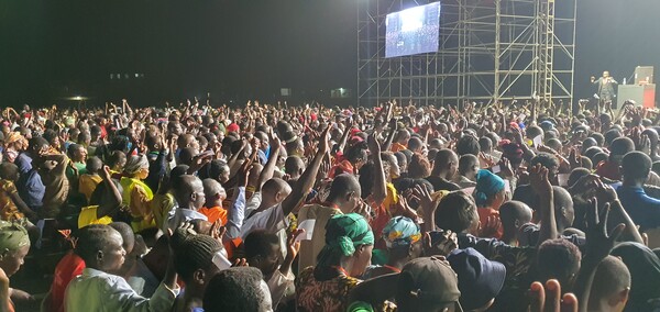 17일~19일 아프리카 우간다 음발레에서 열린 사랑하는교회 치유전도대성회 현장 모습. /사랑하는교회