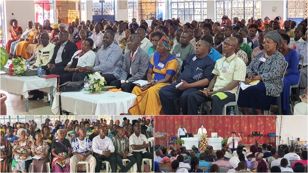 세미나 참석자들이 말씀을 집중해서 듣고 있다. /사랑하는교회