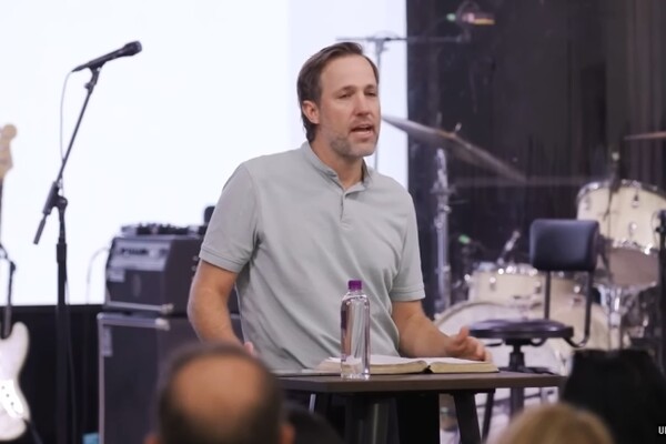  ‘어퍼룸(Upperroom)’ 창립자 마이클 밀러 목사. /어퍼룸 유튜브 채널 캡처