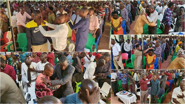 총 1만7800여명이 결신한 지난해 6월 부룬디 마캄바 사랑하는교회 치유전도대성회에서 참석자들의 서로를 위해 치유기도를 하는 모습. /사랑하는교회 다음 카페