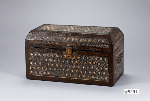 국립중앙박물관회 기증 ‘나전경함’(보물). /국립중앙박물관 제공