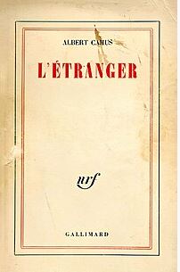 알베르 카뮈와 갈리마르 출판사 발간 ‘이방인’.