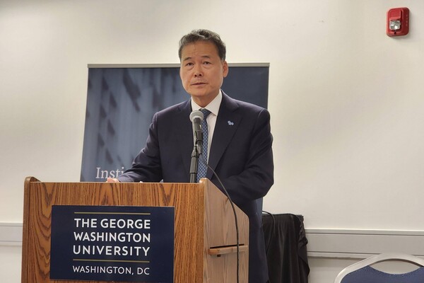 김영호 통일부 장관이 17일(현지시간) 미국 워싱턴DC 조지워싱턴대에서 윤석열 정부의 '8·15 통일 독트린' 특강을 하고 있다. /연합