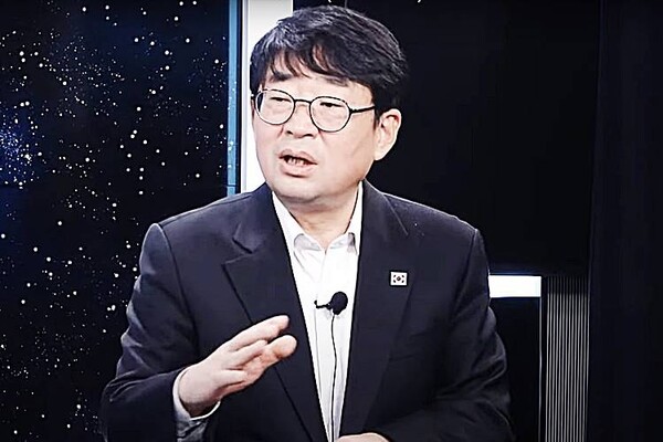 유튜브 채널 ‘신의한수’의 신혜식 대표. /유튜브 영상 캡처