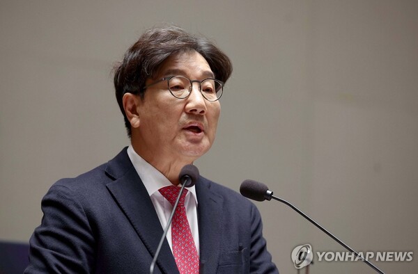 권성동 국민의힘 대표 권한대행 겸 원내대표. 권 원내대표는 최근 민주당 등 야권의 ‘국정농단’에 강경대응해야 한다는 목소리를 자주 내고 있다. /연합