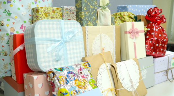 ‘5월의 키다리’ 캠페인을 통해 후원자가 준비한 보육원 아동 선물상자. /지파운데이션