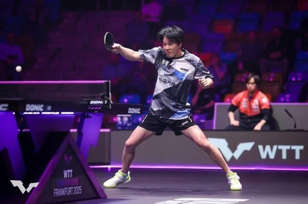 WTT 시리즈 경기에 나선 안재현의 경기 장면. /WTT 인스타그램 캡처.